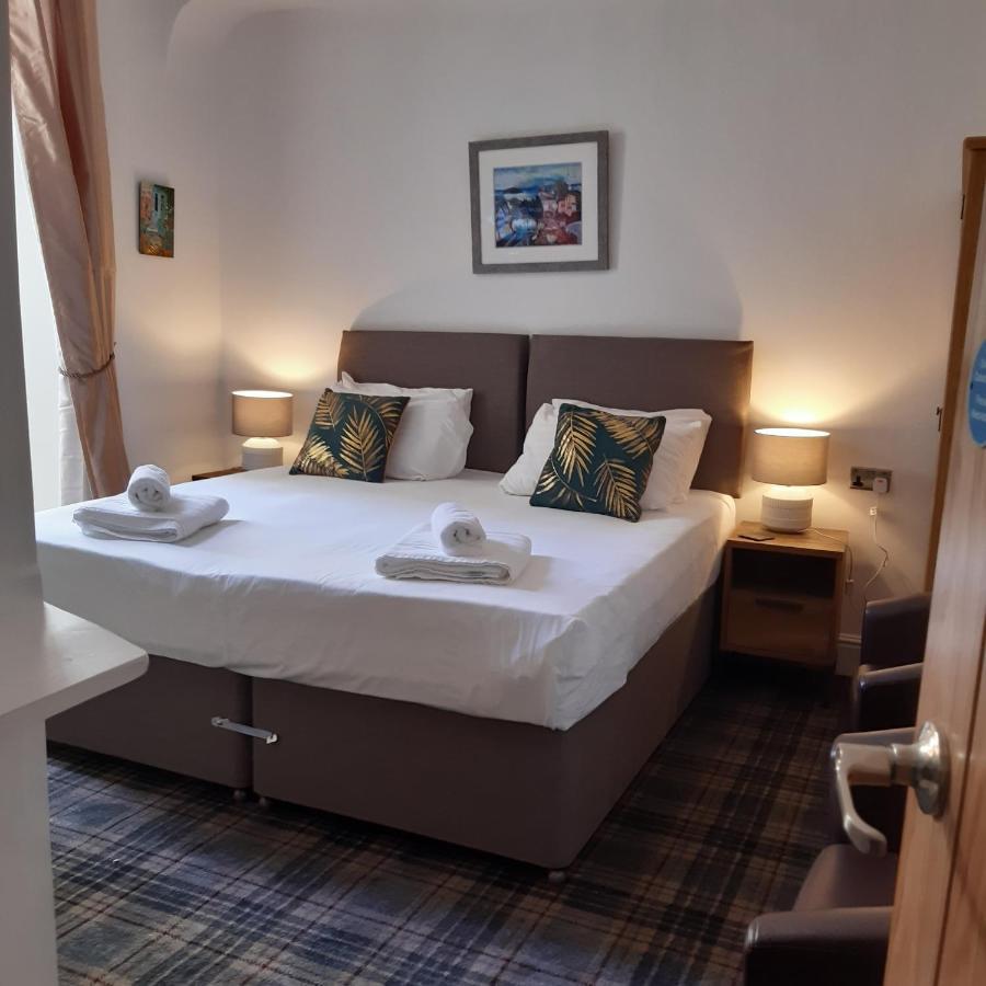 The Merrydale Pensión 3*